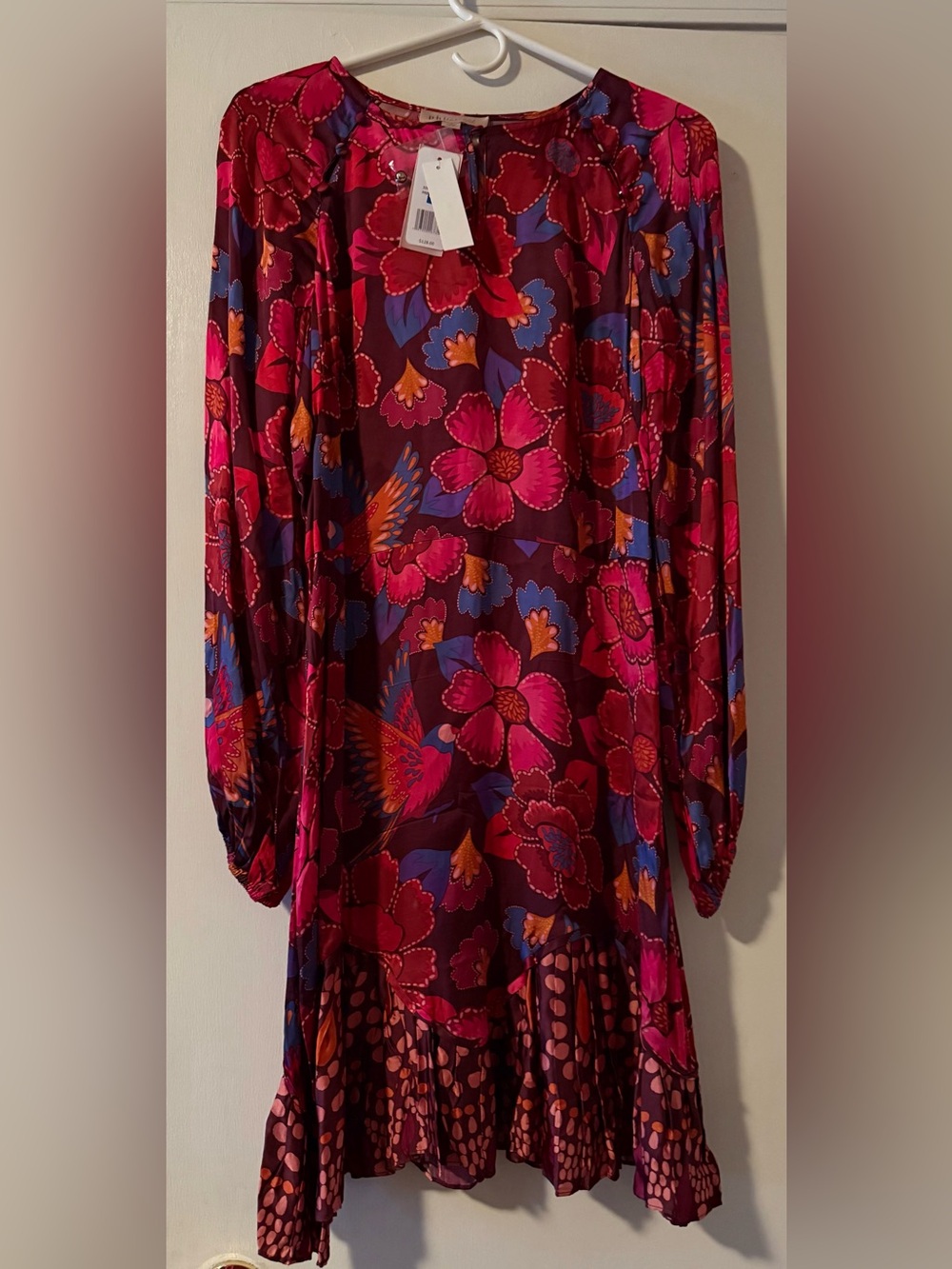 PHILOSOPHY By REPUBLIC Long Sleeve Ruffle Hem Floral Midi Dress. - Picture 5 of 6